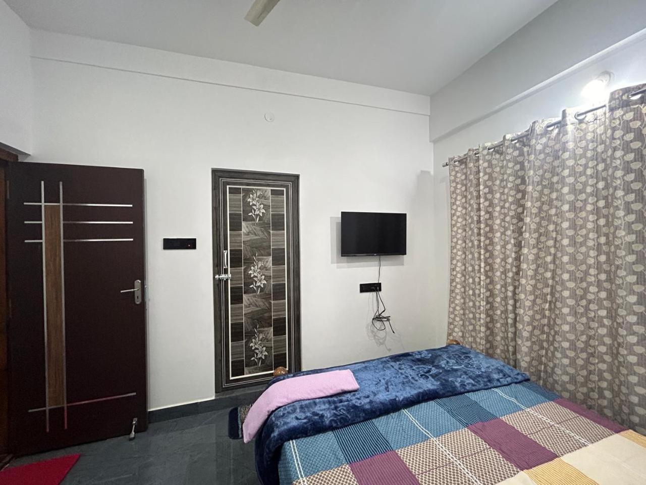 Travel Inn Mysore Vanivilasa Puram Екстер'єр фото